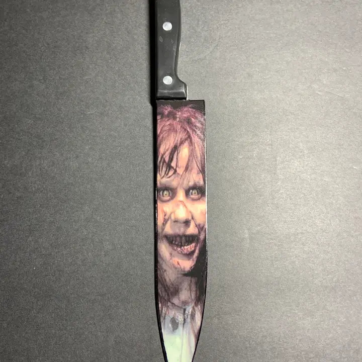 The Exorcist Demon Knife Set with Sublimated Stand