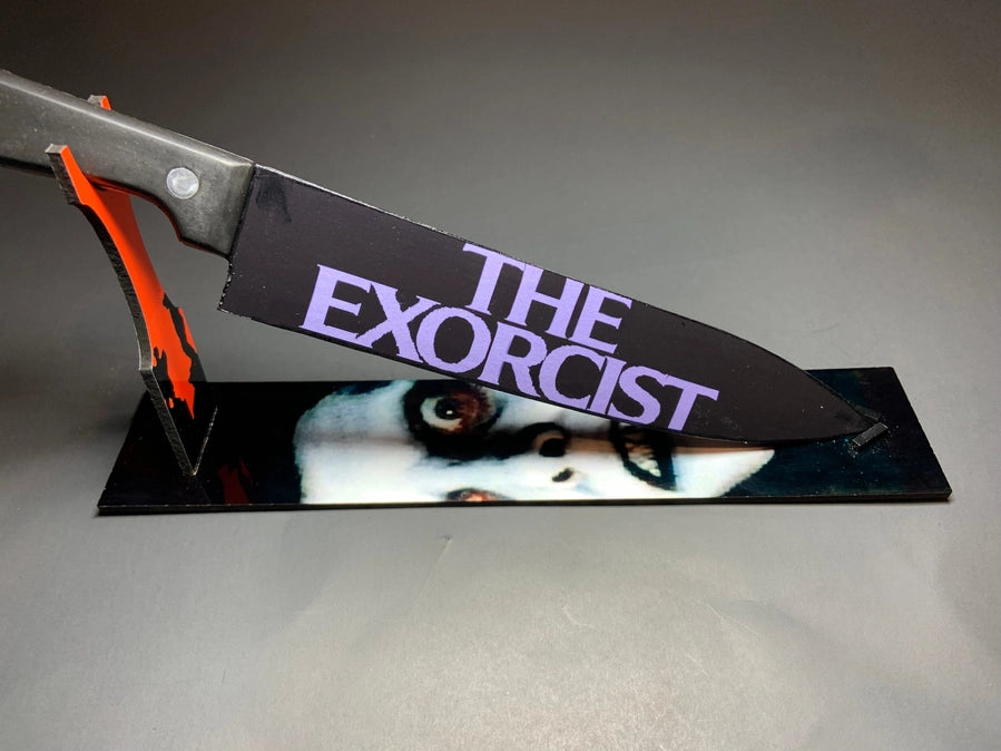 The Exorcist Demon Knife Set with Sublimated Stand