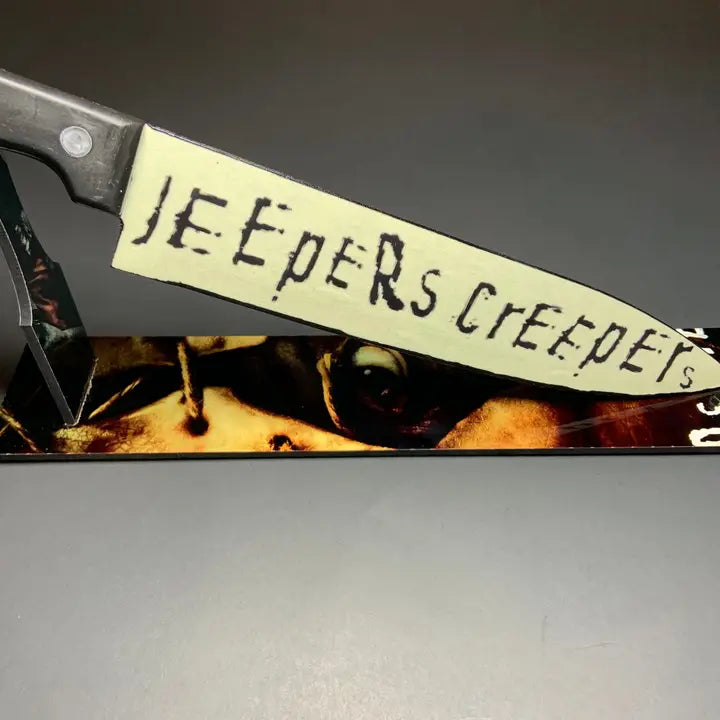 Jeepers Creepers 2001 Knife With t Sublimated Stand