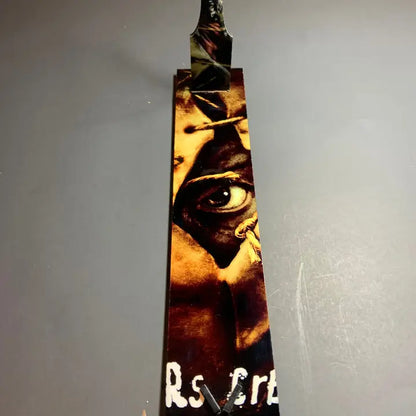 Jeepers Creepers 2001 Knife With t Sublimated Stand